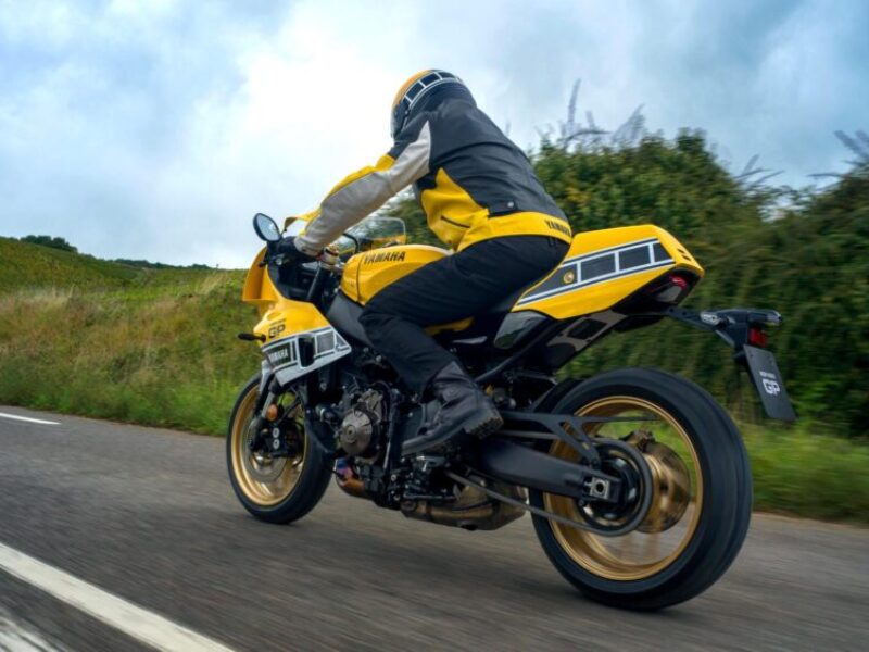 2026-Yamaha-XS850GP-EU-Legend_Yellow-Action-004-03-1