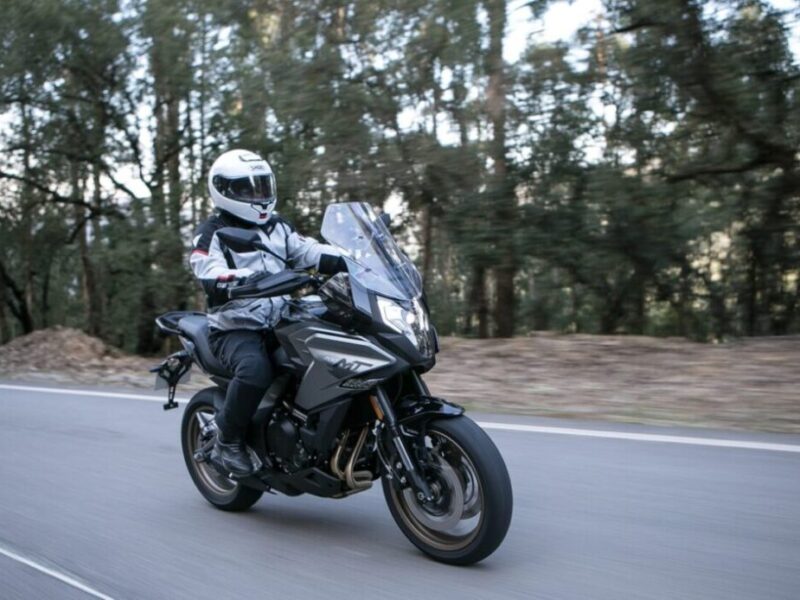 CFMOTO-700MT-04-3-1020x708