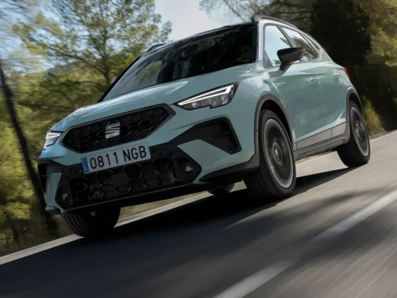 seat-arona-2025-20